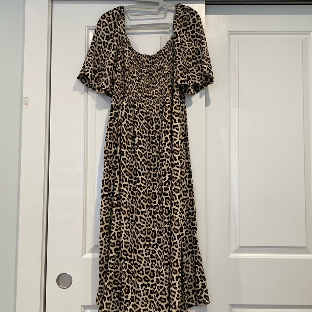 H&M Black and Tan Puff Sleeve Midi Sundress